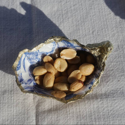 Hand-painted oyster shell dish with blue botanical pattern and gold trim – Lily Glow Home Decor
