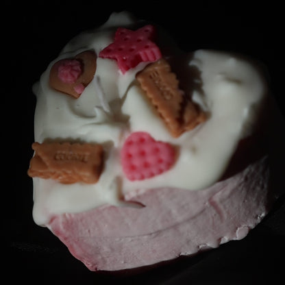 Heart cake